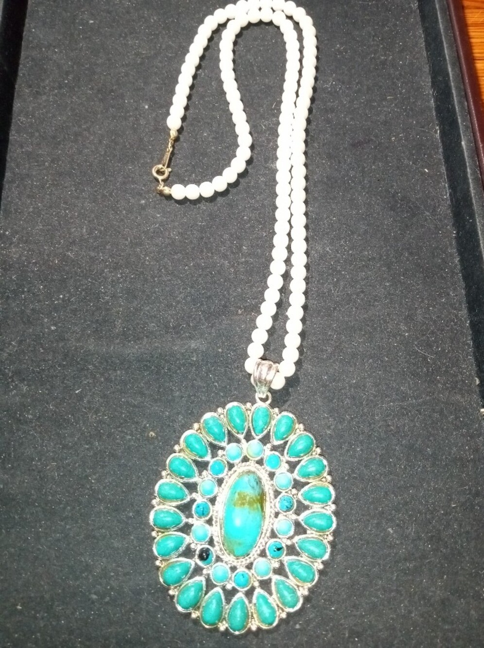 FauxTurquoise Floral Pendant Beaded Necklace - White Beads